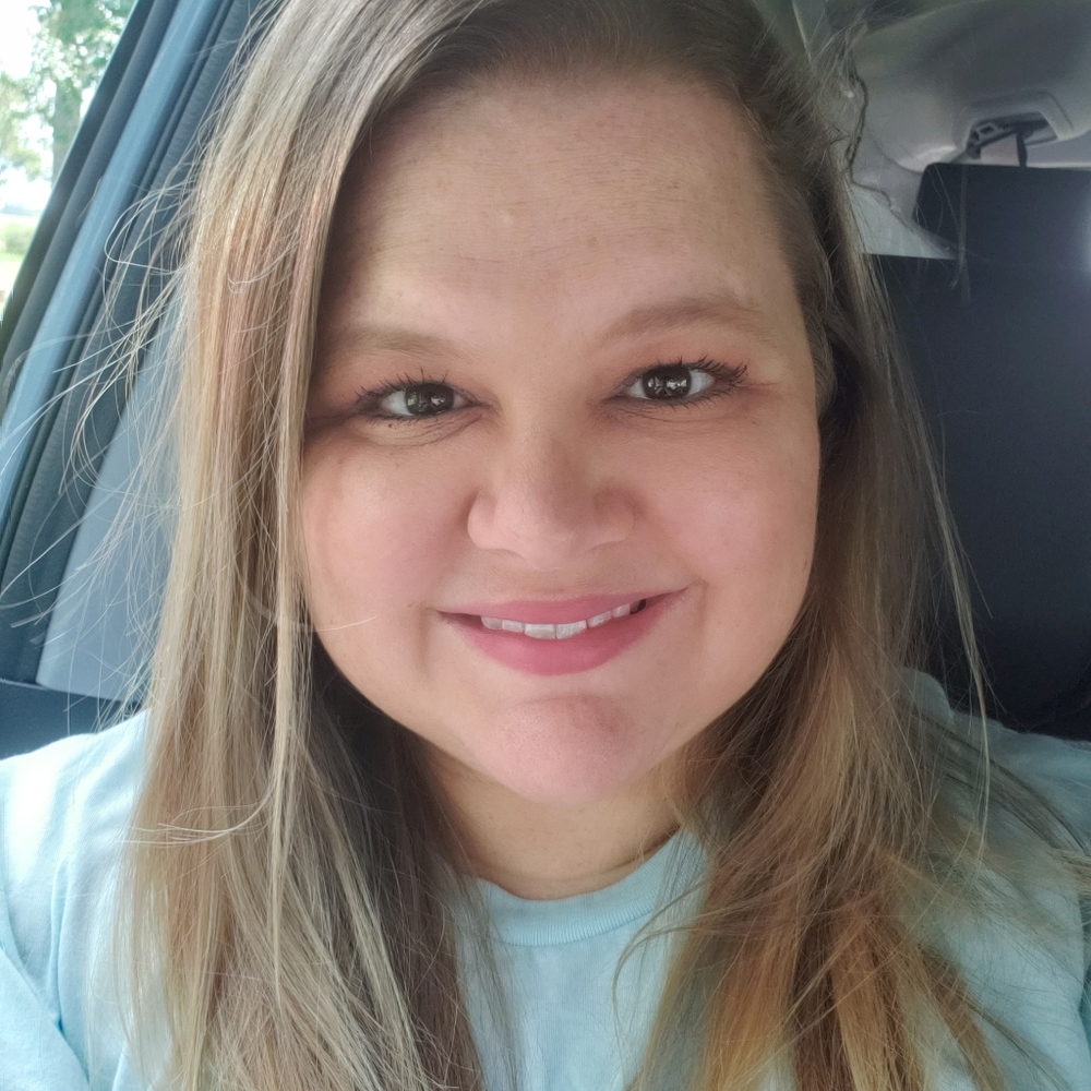 Meet your Posher, Lacey